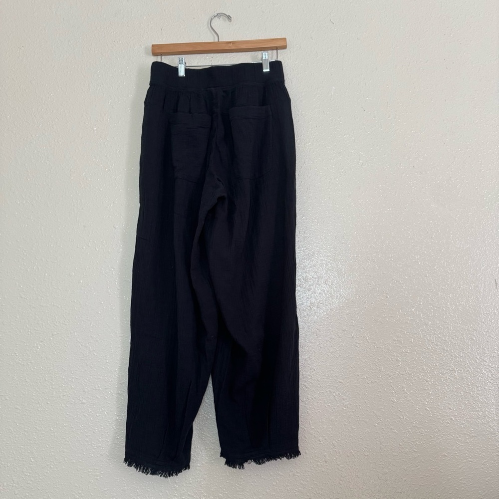 Prana Hideaway Pants in Black Beach Swim Cover - Picture 4 of 11